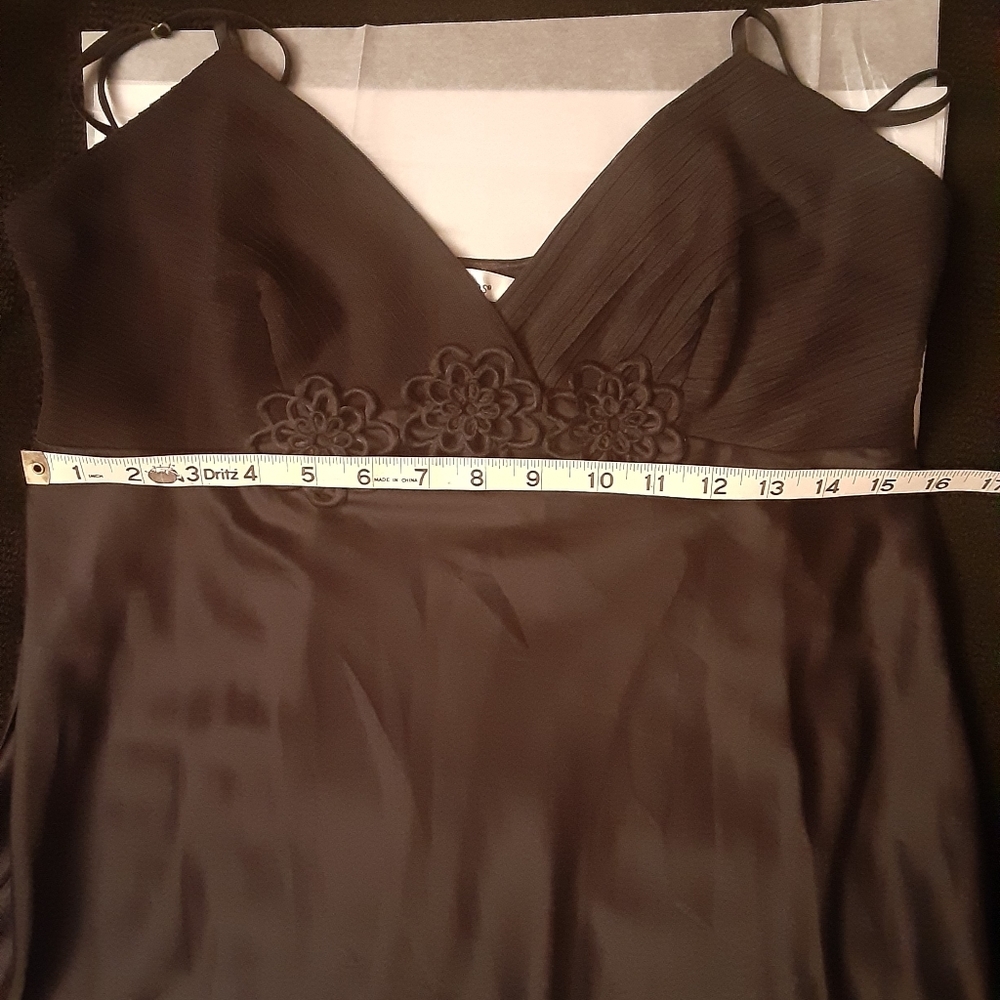 Black Negligee - Picture 6 of 12